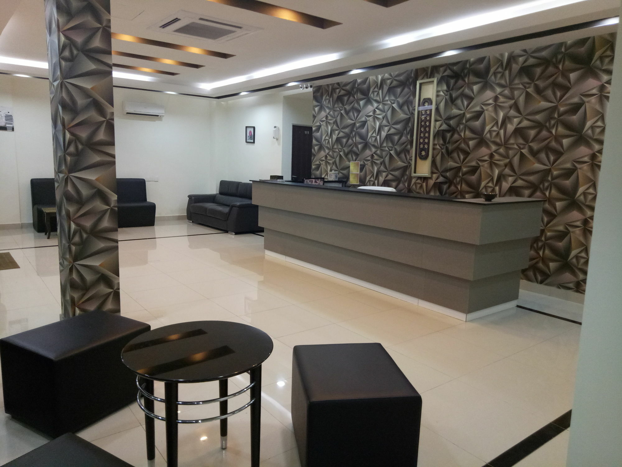 Hotel Heaven Lodge Куала Лумпур Екстериор снимка